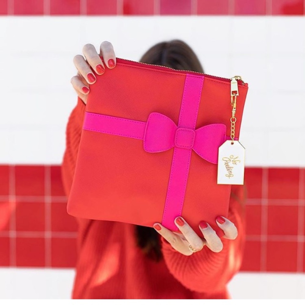 Shop Studio DIY red and pink gift present clutch